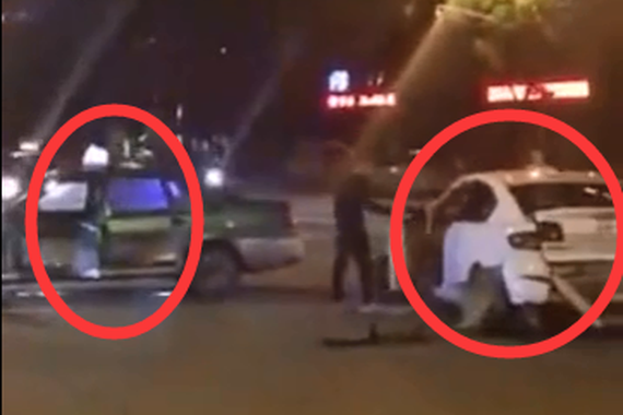 视频：玩“碰碰车”？多车马路街头对撞