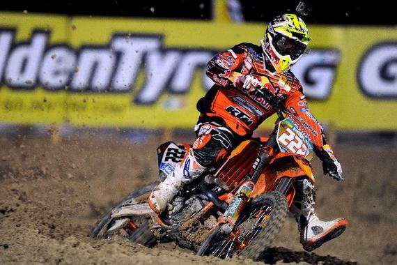 勇者的游戏 摩托车越野赛