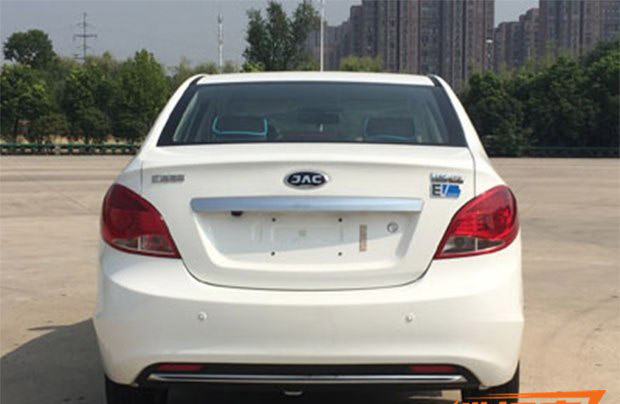 家族式前脸设计 江淮iEV6申报图曝光