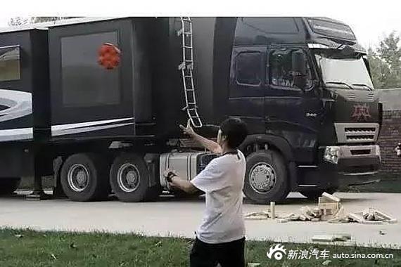 移动的五星“酒店” 杨幂比赵丽颖大2倍