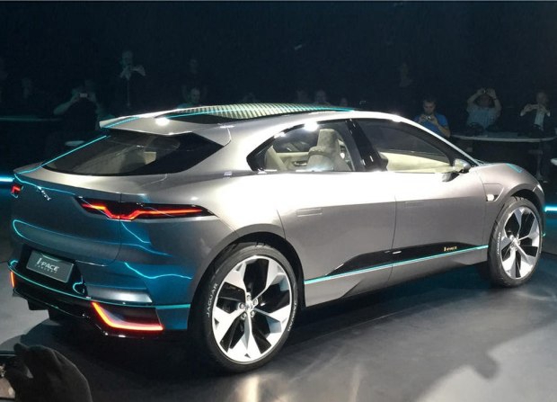 纯电动SUV 捷豹I-PACE概念车实车发布