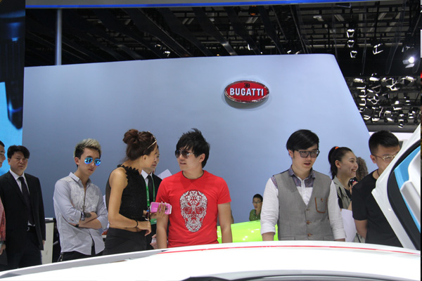 没人买只是摆设?土豪来车展只为它们