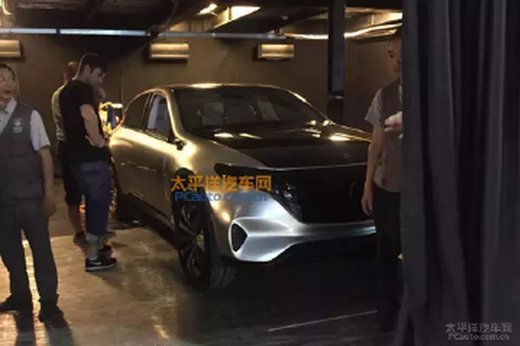 2017年推量产版的奔驰EQ电动概念车捕获