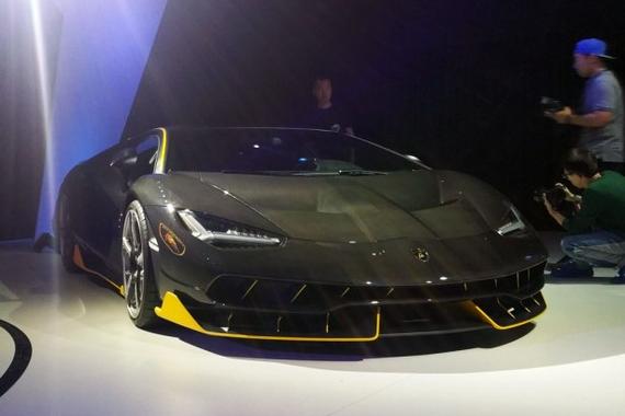 两款不同寻常的蛮牛 兰博基尼之夜首发