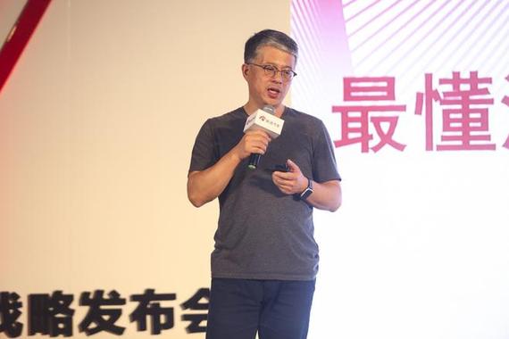 李颜伟：新浪秒车助汽车经销商坐店收单！