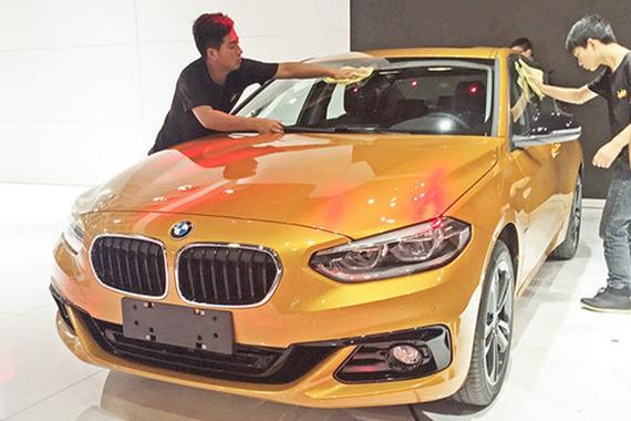 视频：广州车展李耕说宝马1系三厢