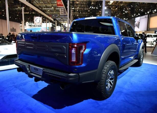 2016广州车展:福特全新F150 Raptor亮相