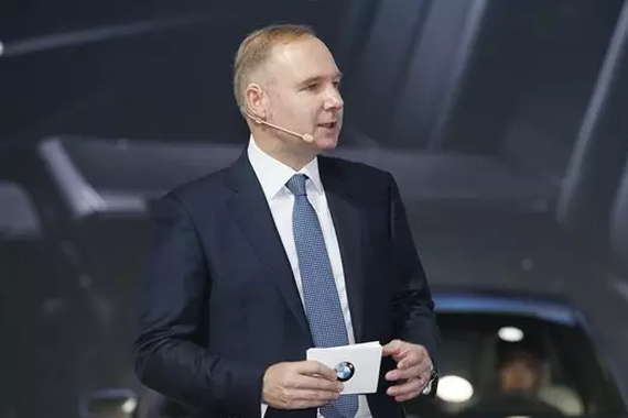 最年轻+最强悍，宝马在广州稳抓车市两极