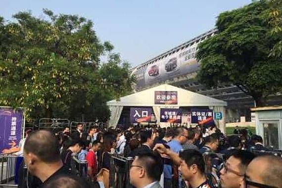 广州车展花絮：暴露超过C罩杯的竟然是....