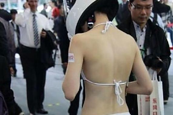 “露肉进行时” 车展何时告别低俗