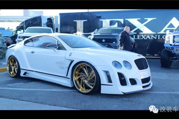 迟到的大片：除了爆改的汽车还有美妞