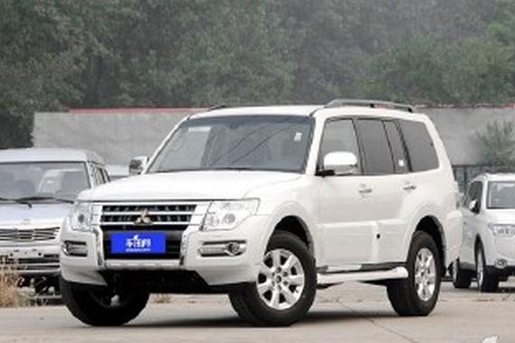 三菱因气囊问题召回部分进口帕杰罗汽车