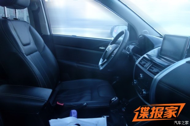 配悬浮式屏幕 比速全新7座SUV内饰谍照