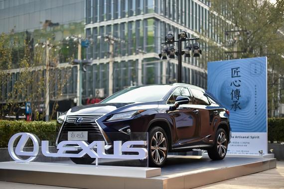雷克萨斯新RX获2017新浪年度中大型SUV奖