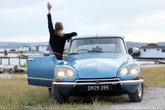 富康都有后轮转向 这车是旗舰还不牛翻天