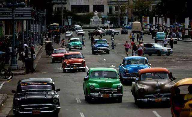 躲过了638次暗杀,他创造独一无二汽车奇景