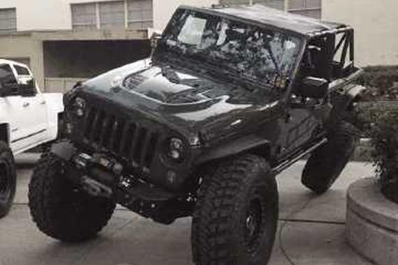 用一辆兰博基尼的钱爆改一辆SUV