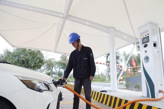 电动车补贴滑坡成定局，国家怎么花省下的这笔钱？