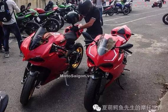 蓝宝龙300改杜卡迪899 Panigale