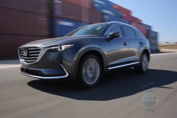 视频：7座SUV马自达CX-9 车身线条流畅