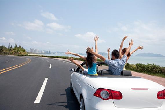 十来万买车要能上班还能自驾游，你的城市适合哪辆车？