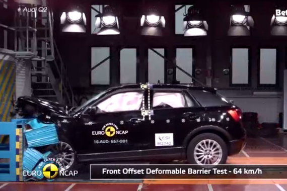 视频:奔驰奥迪哪个好 看碰撞测试就知道
