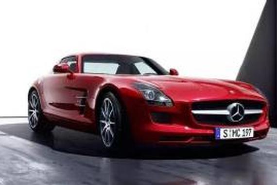 十辆天价奔驰 最贵价值2亿人民币