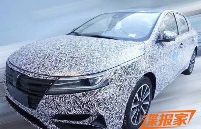 与RX5如出一辙 荣威ei6内饰谍照曝光