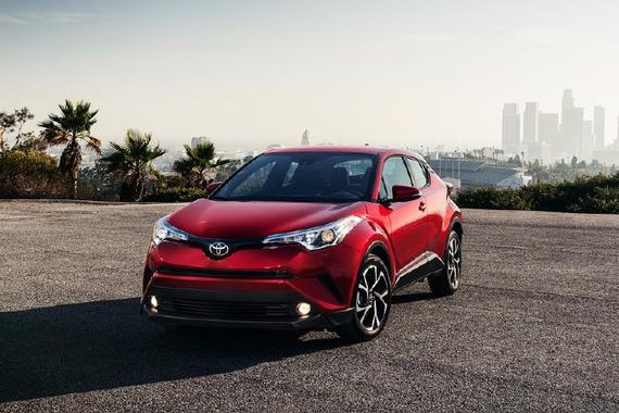 丰田C-HR官图图集：内外造型炫酷 有望引进国产