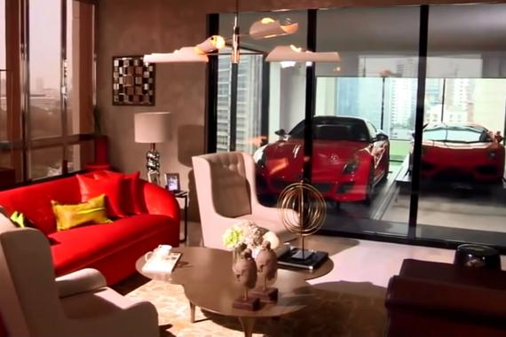 视频：日本富豪的车停哪？真是开眼界了 