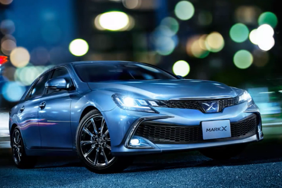 视频：丰田新Mark X 新增云母蓝金属色