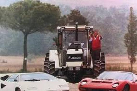 一辆拖拉机顶两辆布加迪威龙