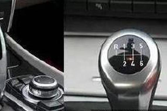 驾照是考手动还是自动挡 C1和C2啥区别？