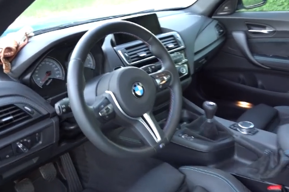 视频：宝马M2 诠释驾驶乐趣的尤物