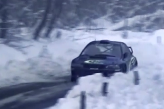 视频:斯巴鲁雪地狂飙 也是没谁了！