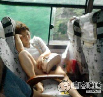 每日趣图|捡尸体?男子停车场强奸醉酒女
