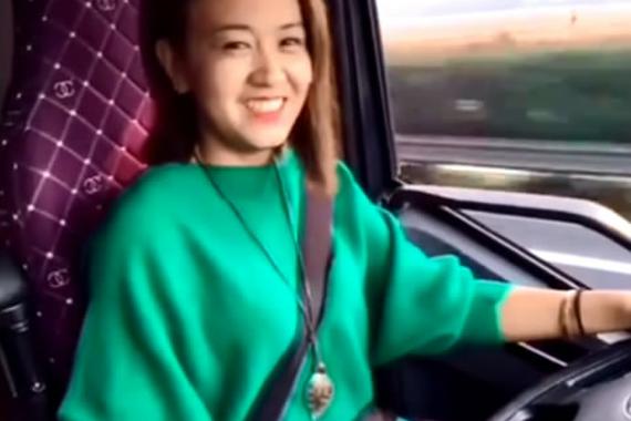视频：女司机！还是开货车的女司机