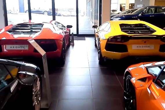 视频:这个4S店不一般 据说价值一个亿！