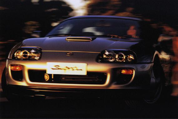 这车被称为直路王 太多车手因此命丧黄泉