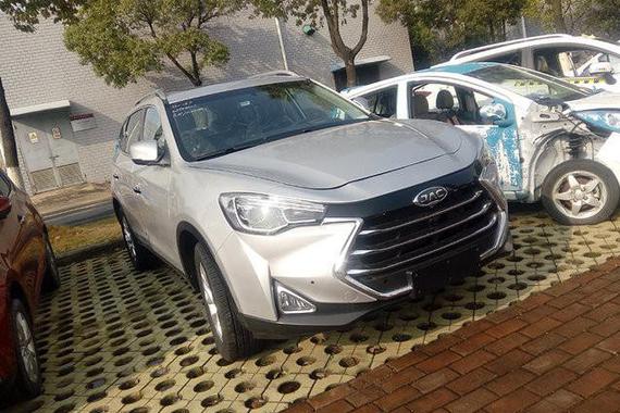 江淮旗下首款大型SUV 瑞风S7无伪谍照曝光