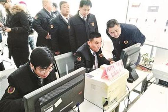 北京网约车司机想拿证需考英语听力和地理