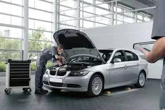 开车去4S店做保养 这些项目纯粹是白花钱