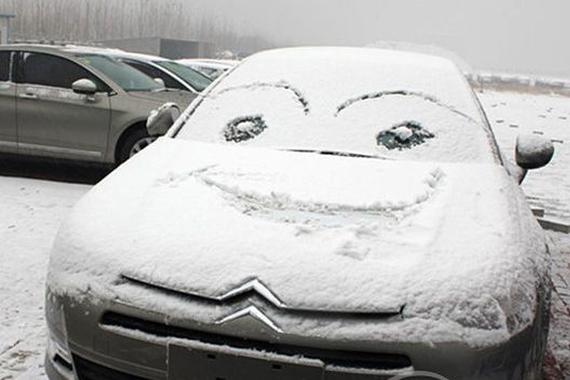 不仅仅是刹车 雪天开车要注意的关键还很多