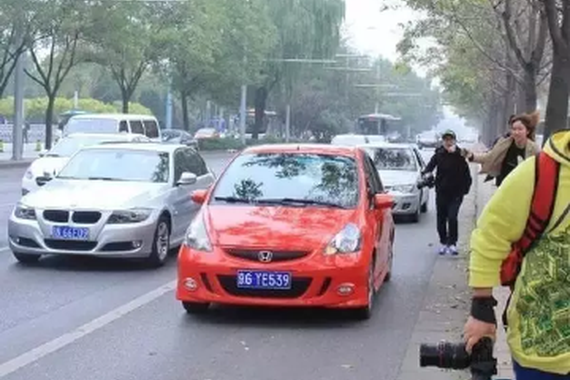 王宝强出庭开本田？钱都去哪了！