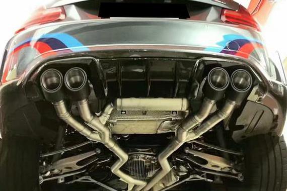 宝马M2升级奥地利雷姆斯中尾段排气