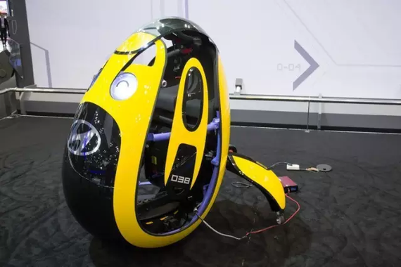 这台车能横着走 堪称平衡车重的法拉利