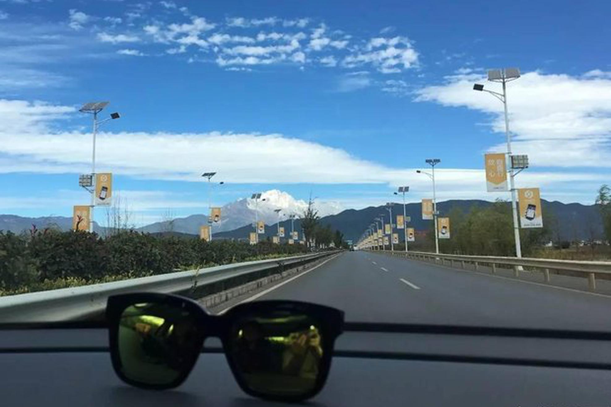 丽江用阳光告诉你，旅行究竟有何意义