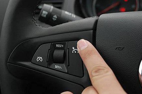 定速巡航可能会更费油，关键看你会不会用