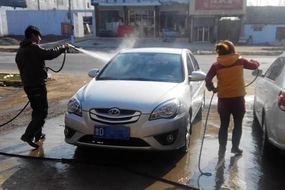 大冬天千万别对爱车做这5件事，分分钟毁车！