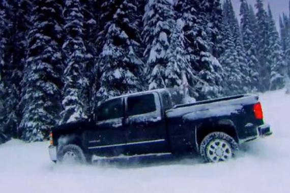 前、后、四驱皮卡 冰雪路面到底怎么开？